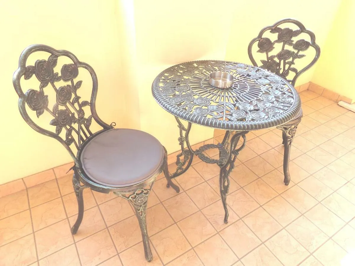 Apartment Appartamento Le Rose Abano Terme